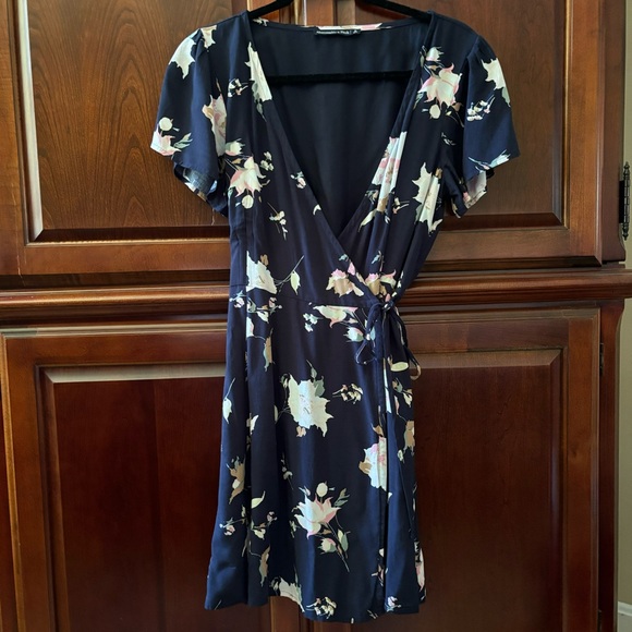 Abercrombie & Fitch Dresses & Skirts - Abercrombie floral dress